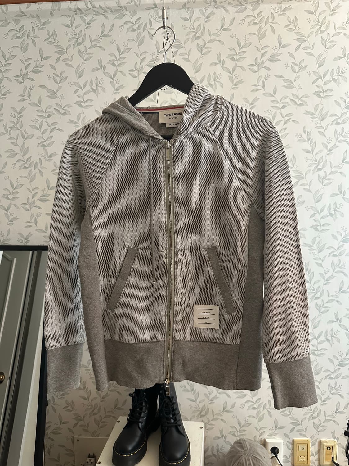 톰브라운 후드집업  회색 1사이즈 상품이미지1