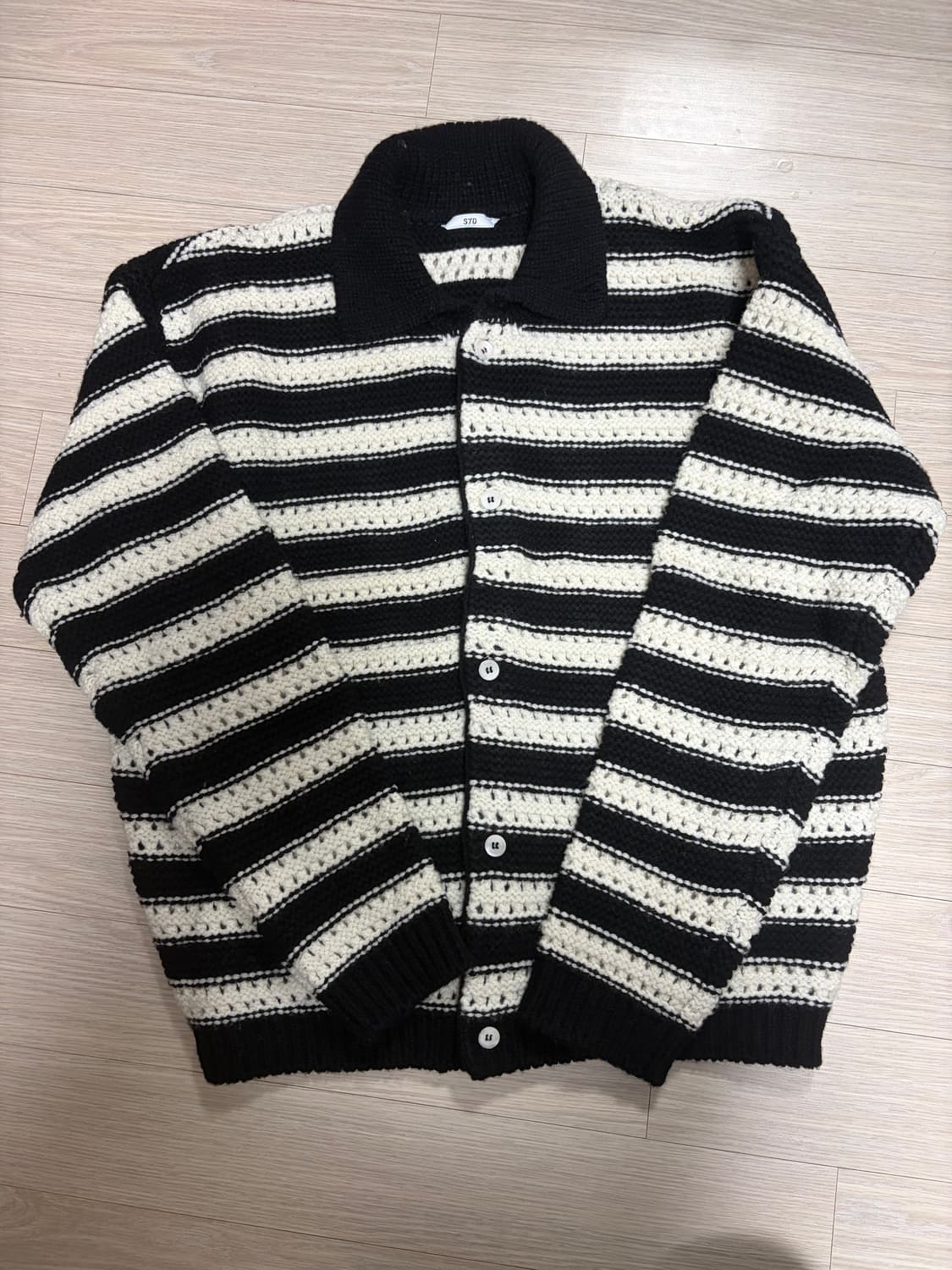 24FW STU 울 카라 스트라이프 가디건 상품이미지1