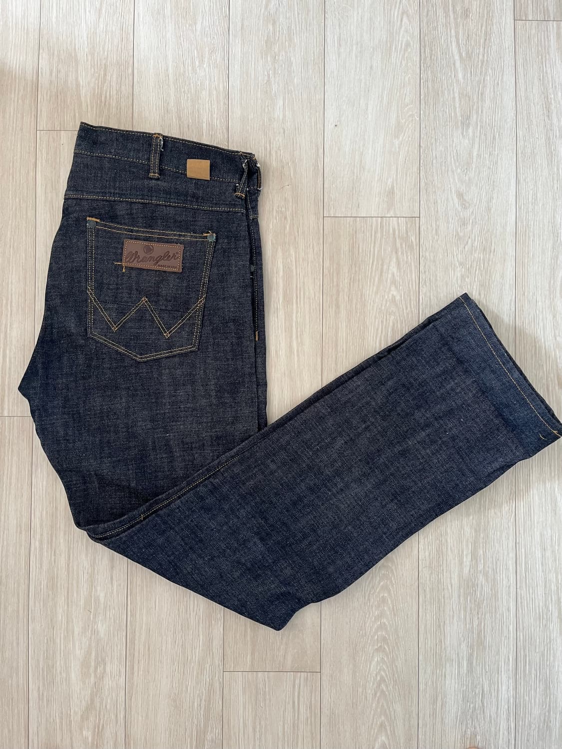 랭글러 wrangler 셀비지데님 테이퍼드핏 상품이미지1