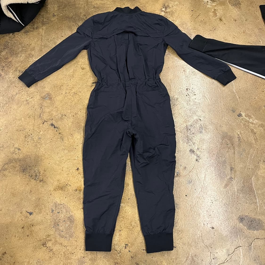 [정품/L] 나이키 블랙 점프슈트 b14 상품이미지4