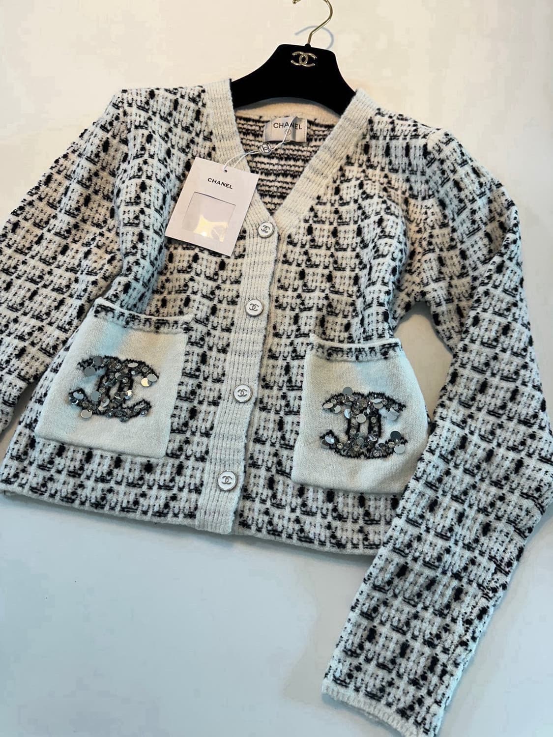 (새상품)샤넬가디건 상품이미지3
