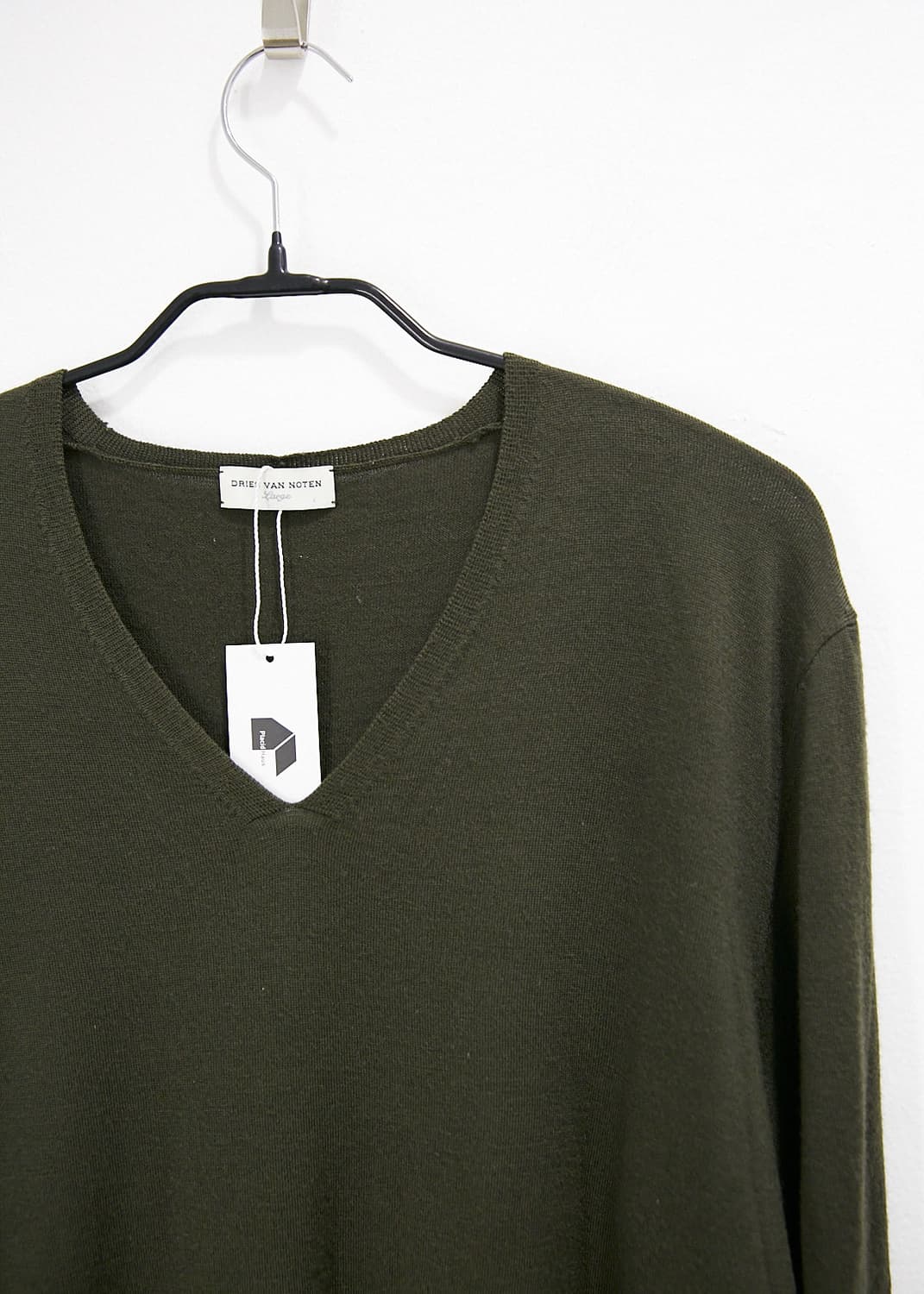 V-neck Wool Sweater 상품이미지2