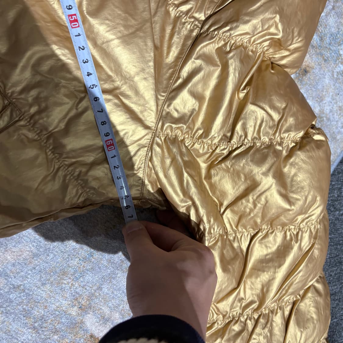 나이키 골드 크롭 패딩 상품이미지5