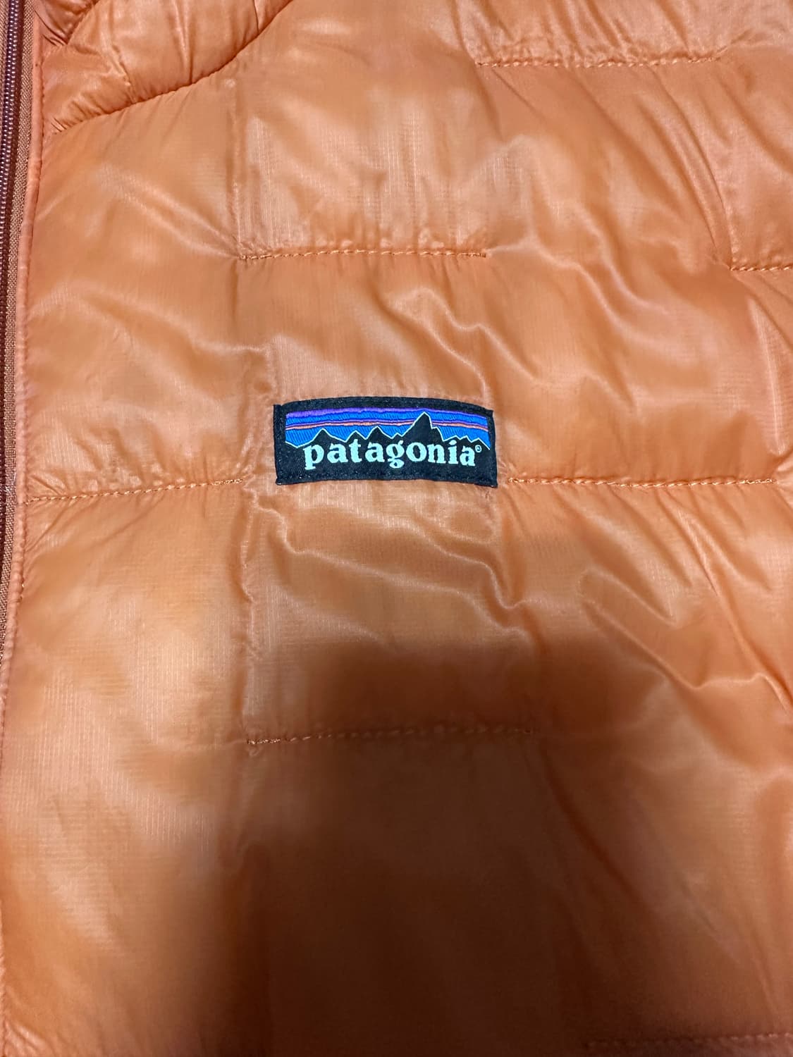 파타고니아 경량 다운 패딩 자켓 오렌지 XL 상품이미지2