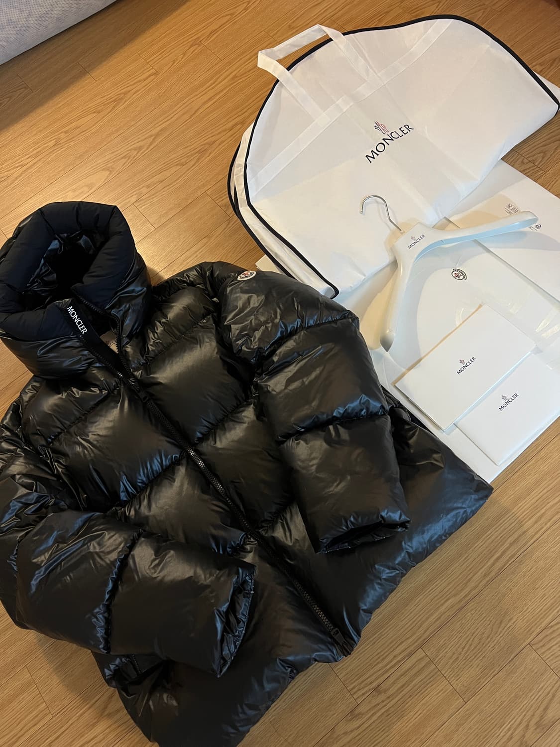 몽클레어 DAMAVAND 헤비다운 5사이즈 상품이미지1