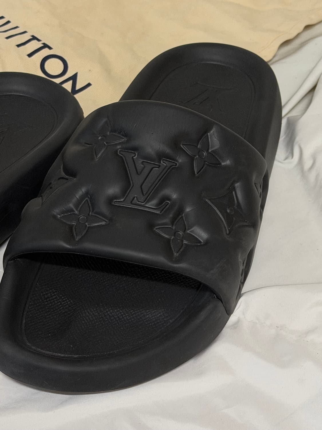 루이비통 워터프런트 뮬 샌들 상품이미지3