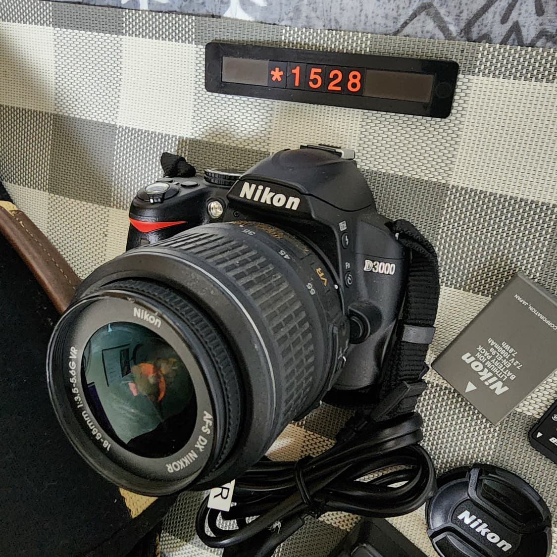니콘 D3000 디지털카메라 18-55 줌렌즈 가방세트 상품이미지2