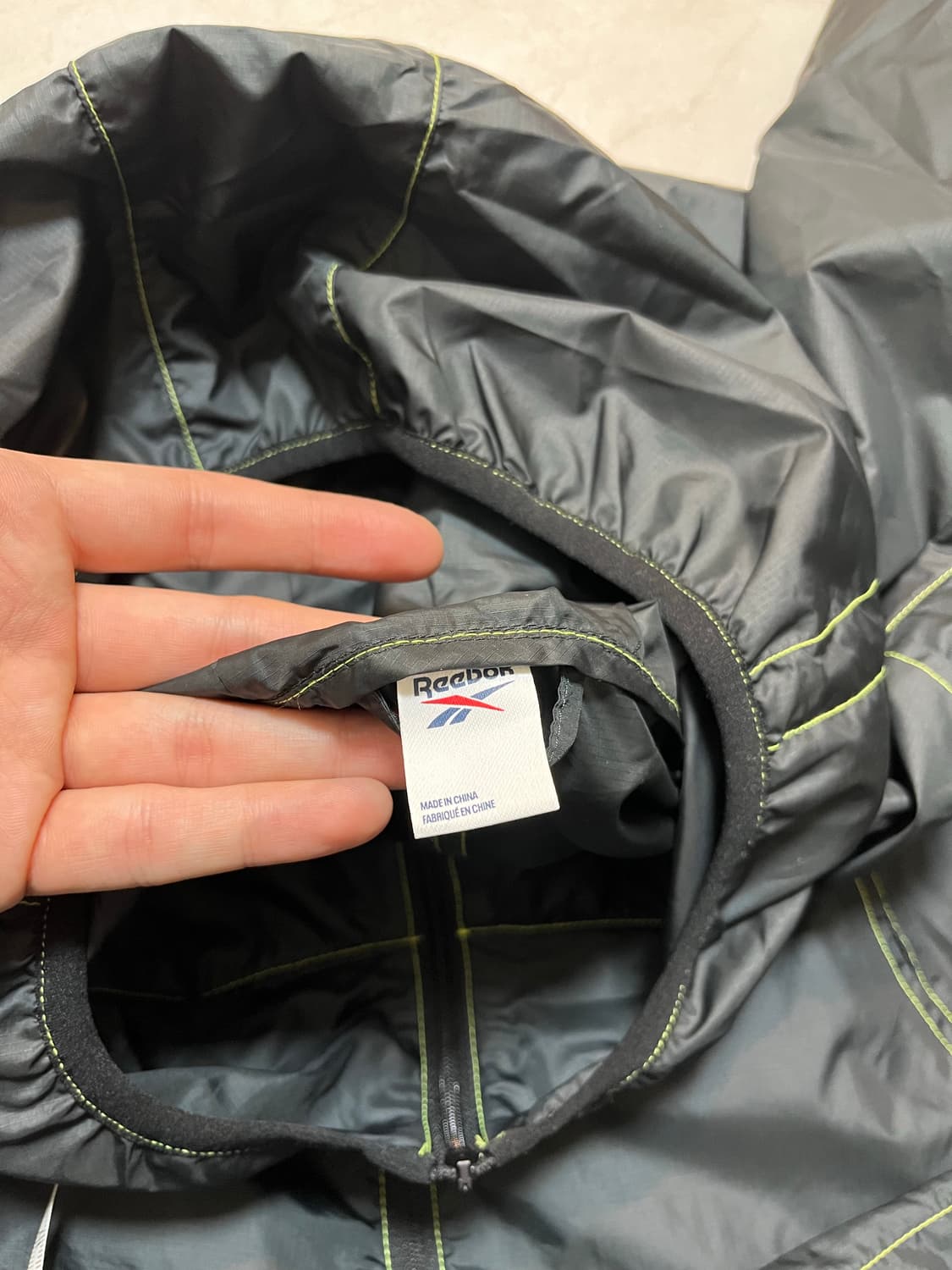 리복 X 라이풀 미니멀 가먼츠 윈드브레이커 상품이미지10