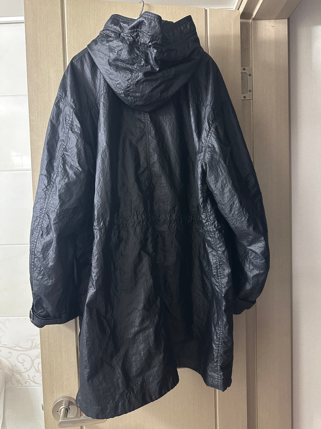 폴리테루 64 델 롱파카 코티드블랙  글로시블랙 3 상품이미지8