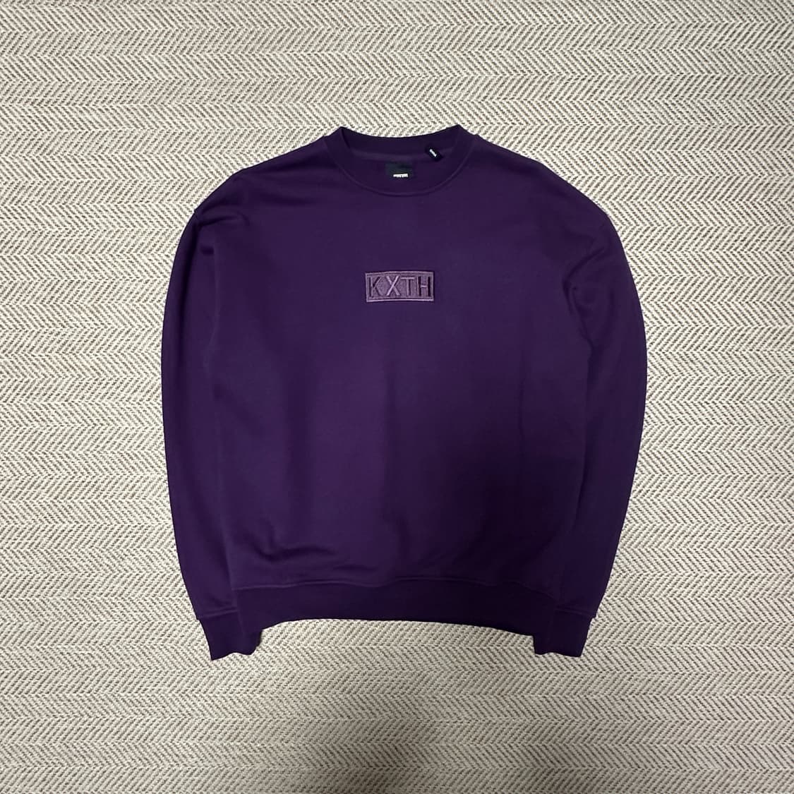 KITH box logo sweatshirt purple 상품이미지1