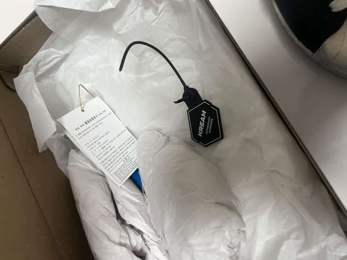 아디다스 슈퍼스타 82 블랙 화이트 상품이미지3