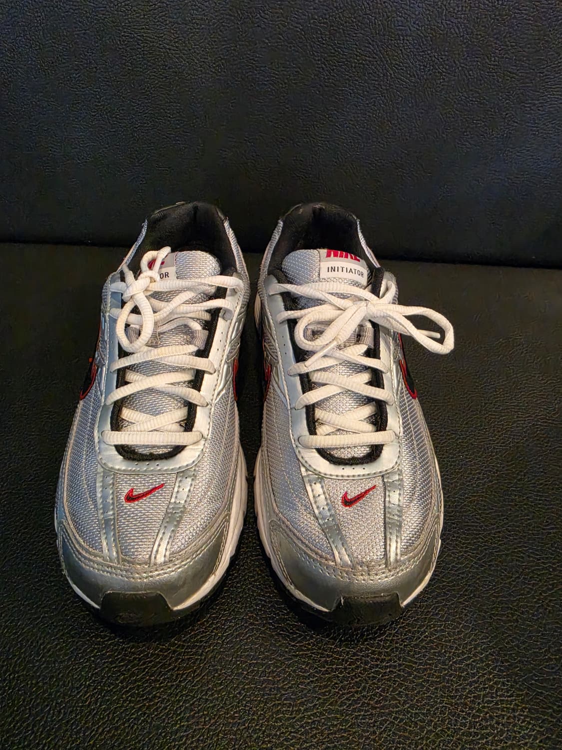 나이키 이니시에이터 런닝화 실버/레드 상품이미지3