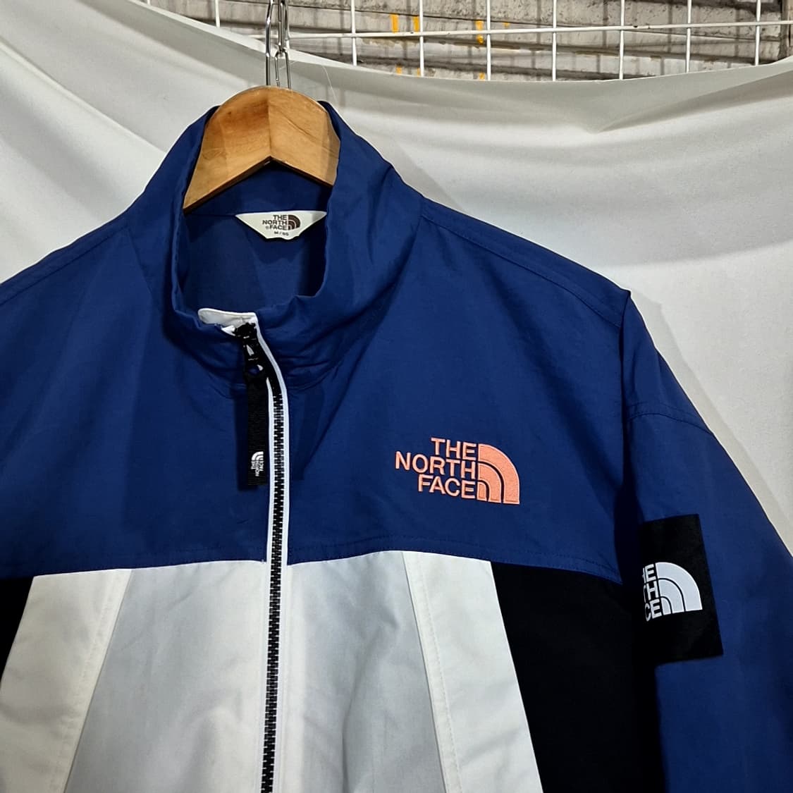 The North Face 노스페이스 신형 바람막이 상품이미지2