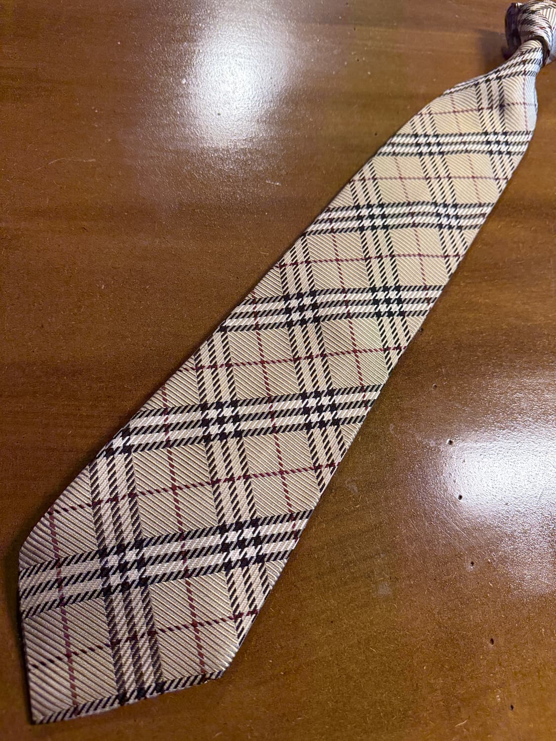 버버리 노바 체크 패턴 실크 넥타이 베이지 상품이미지4