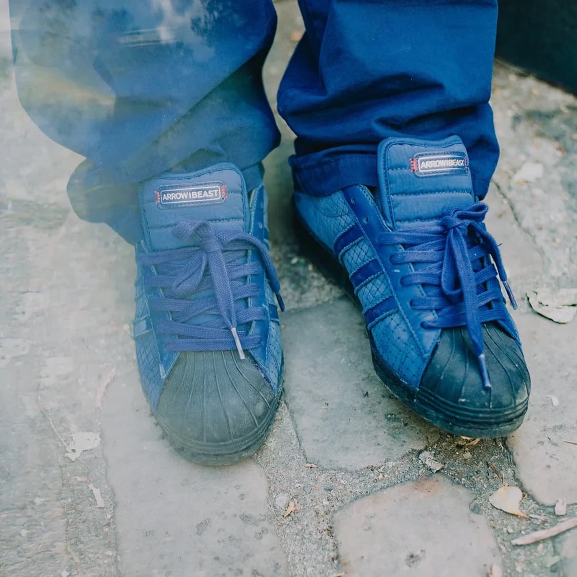 아디다스 애로우 앤 비스트 슈퍼스타 상품이미지1