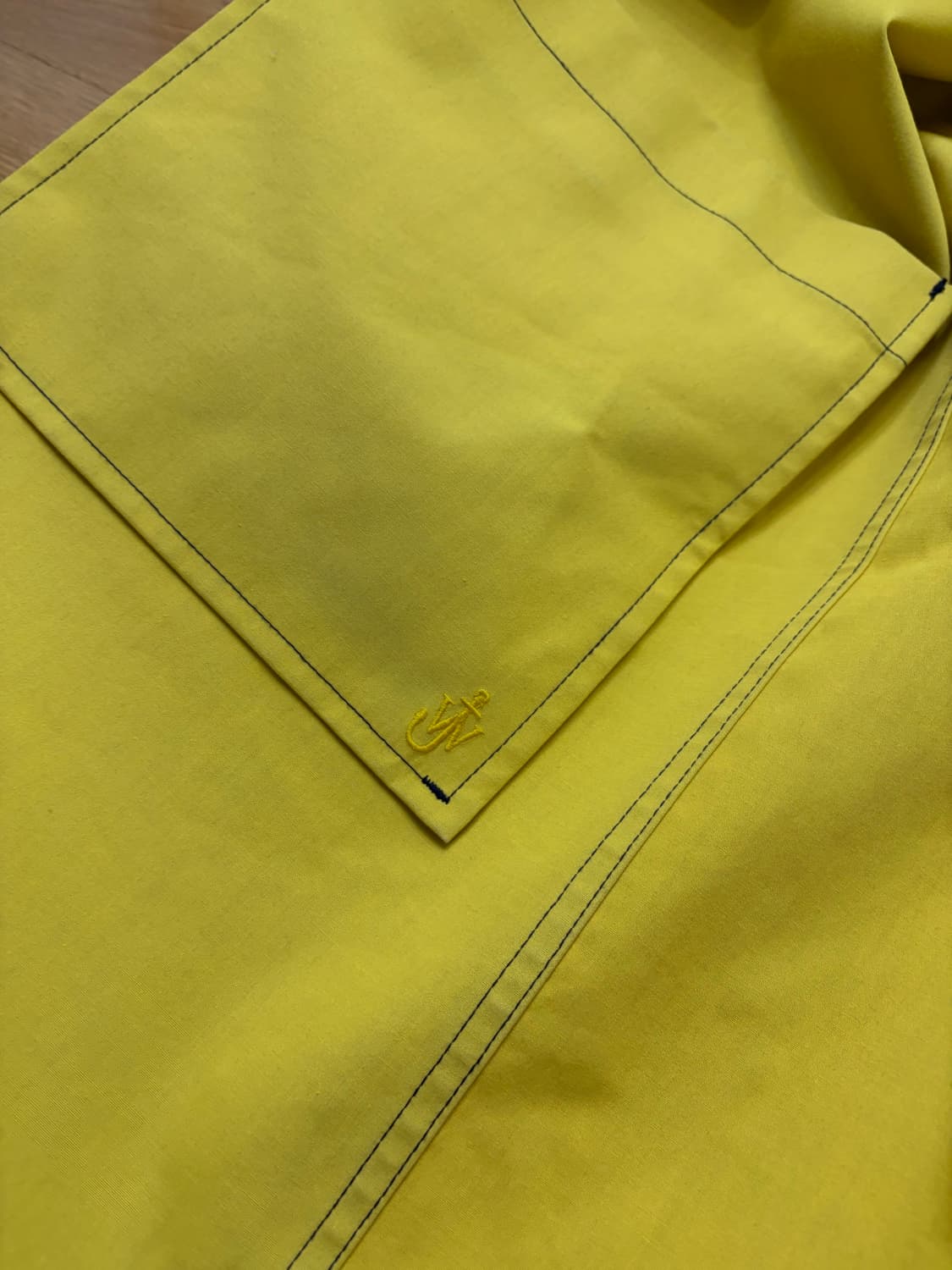 유니클로 jw앤더슨 리버시블하프코트 상품이미지8