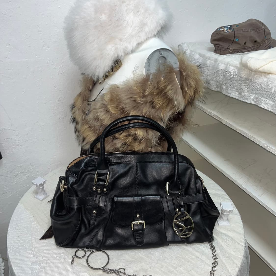 빈티지 버클 블랙 숄더백 상품이미지1