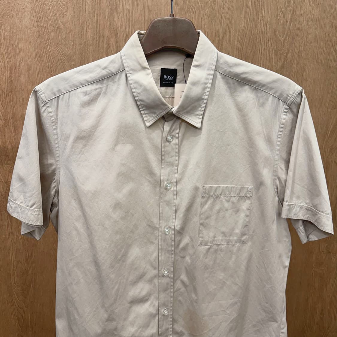 휴고 보스 반팔 셔츠 도트 패턴 프린팅 로고 탭 디테일 베이지 상품이미지4