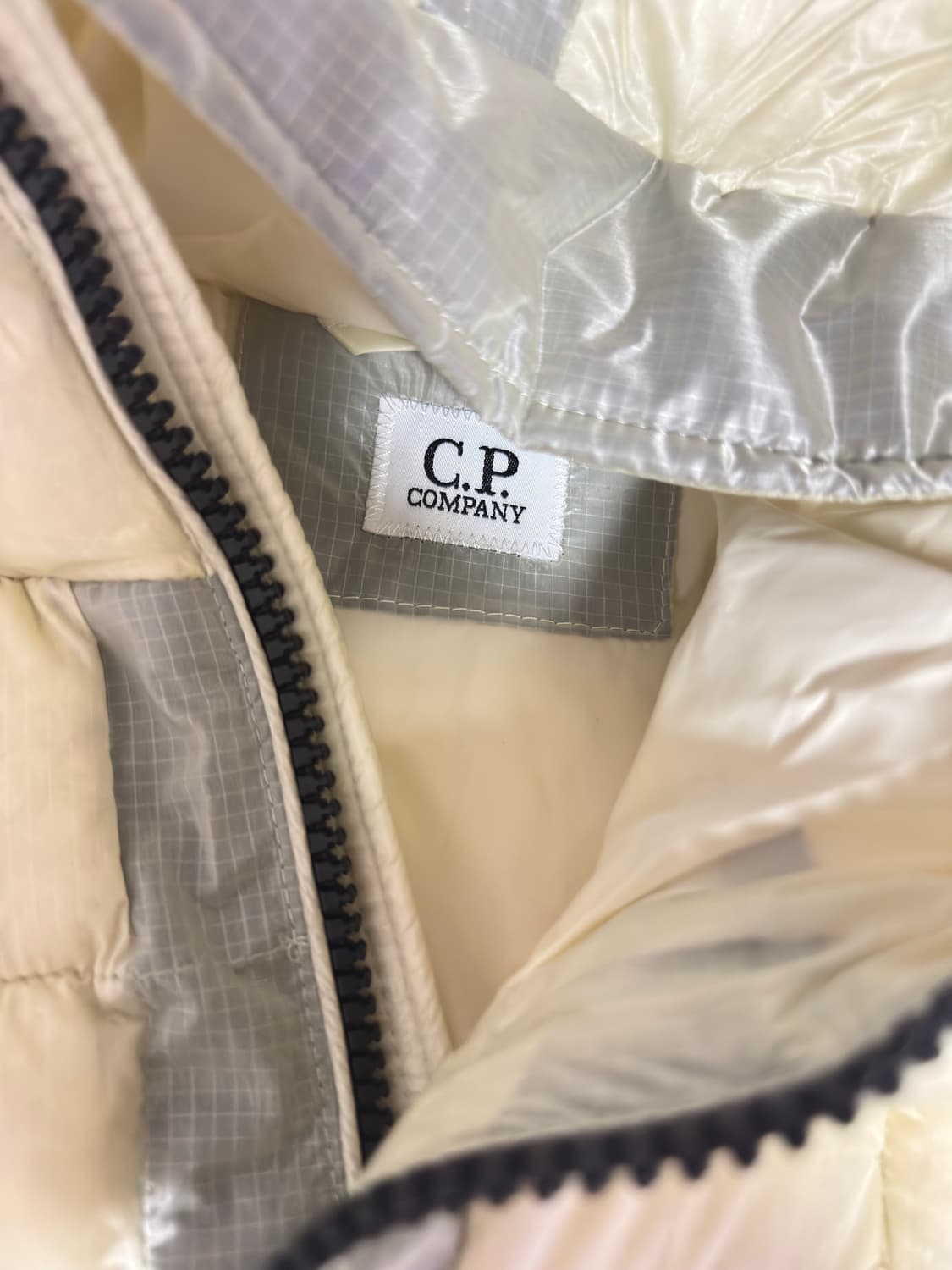 디디쉘 씨피컴퍼니패딩 상품이미지4