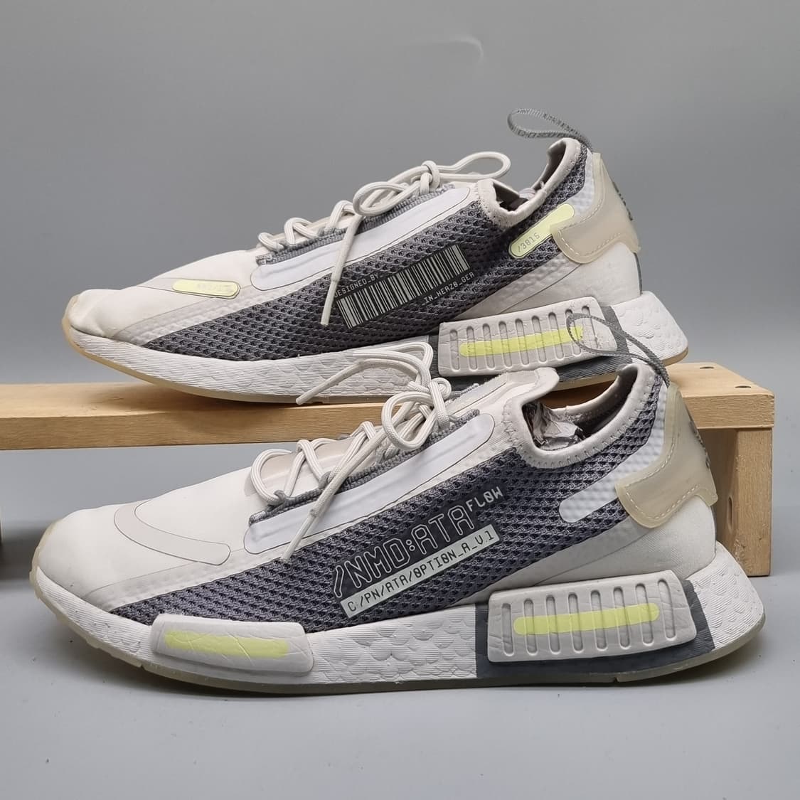 아디다스 NMD R1 남성운동화 265 상품이미지1