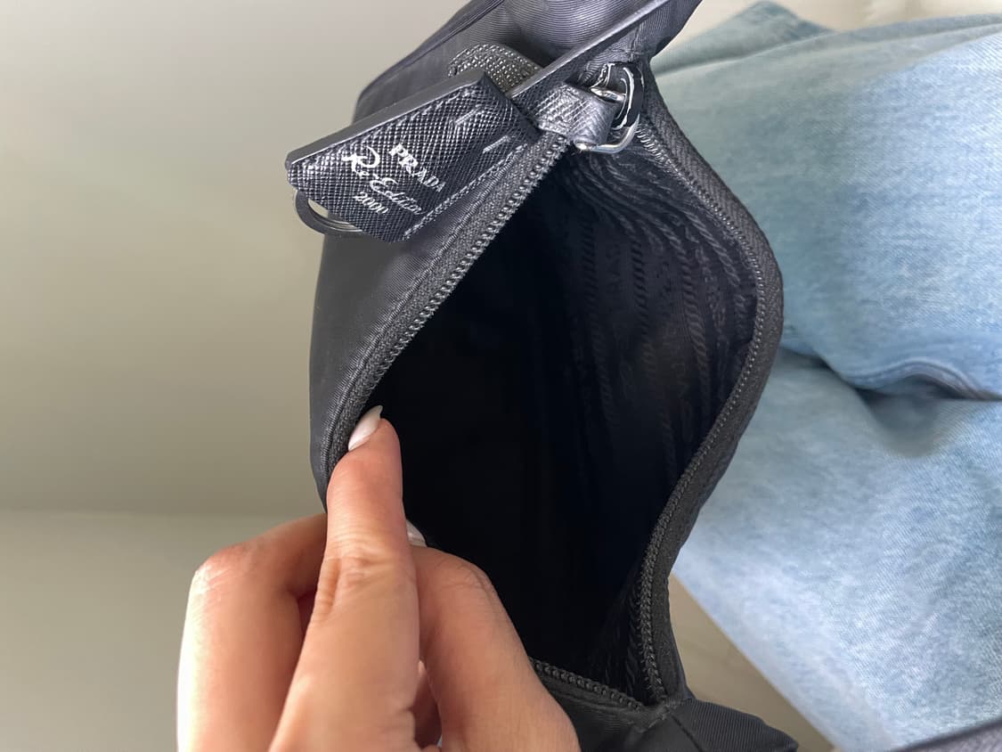 프라다 나일론 호보백 상품이미지5