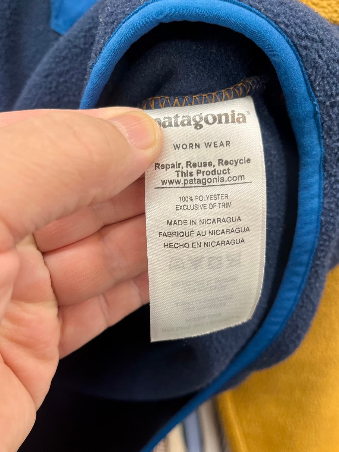 [90~95] 파타고니아 신칠라 풀오버 머스타드 네이비 상품이미지4
