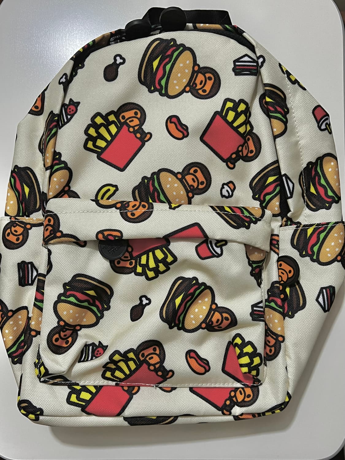 베이프 베이비마일로 햄버거 백팩 상품이미지1