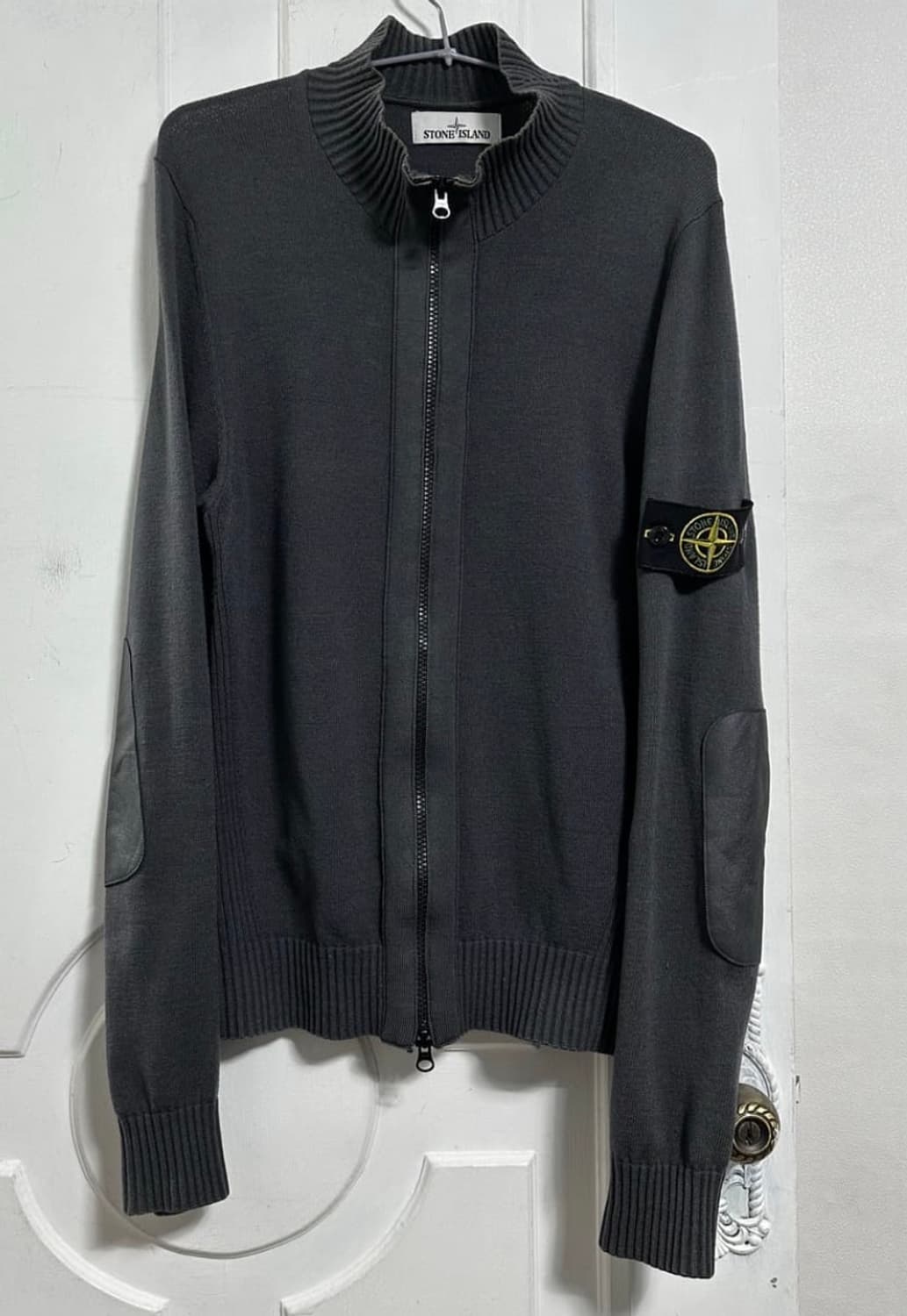 스톤아일랜드 니트집업 판매 상품이미지1