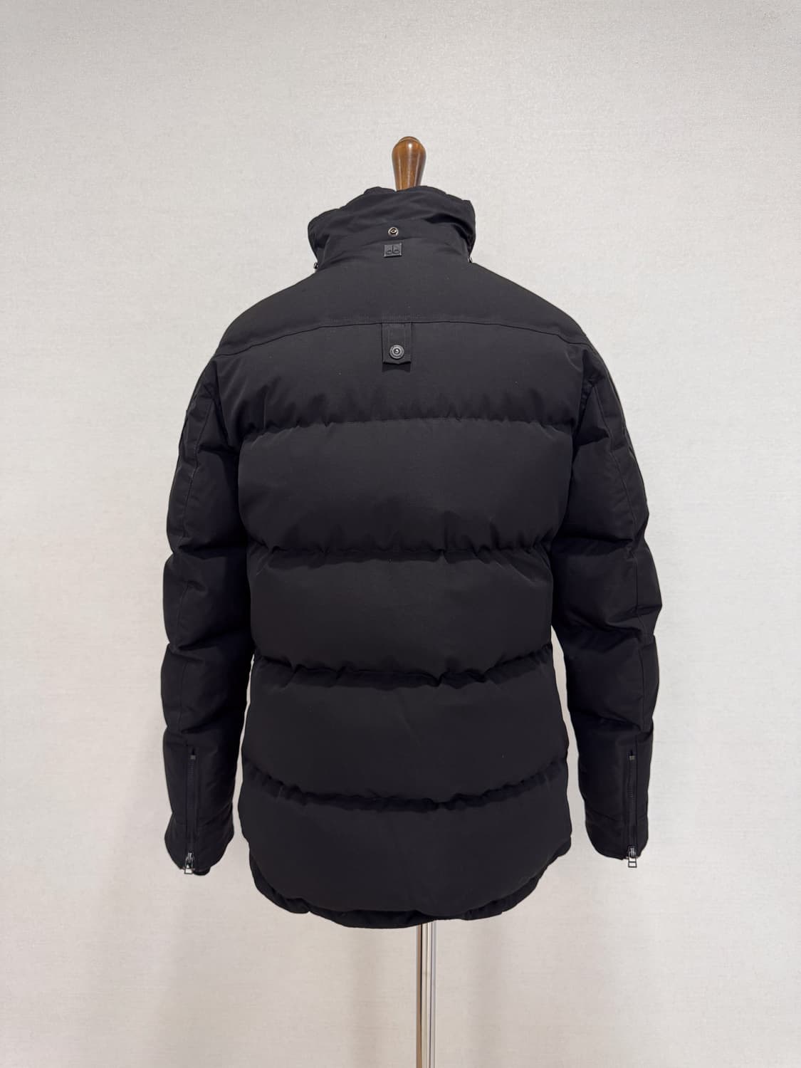 Moose Knuckles 퍼 후드 다운 파카 상품이미지10