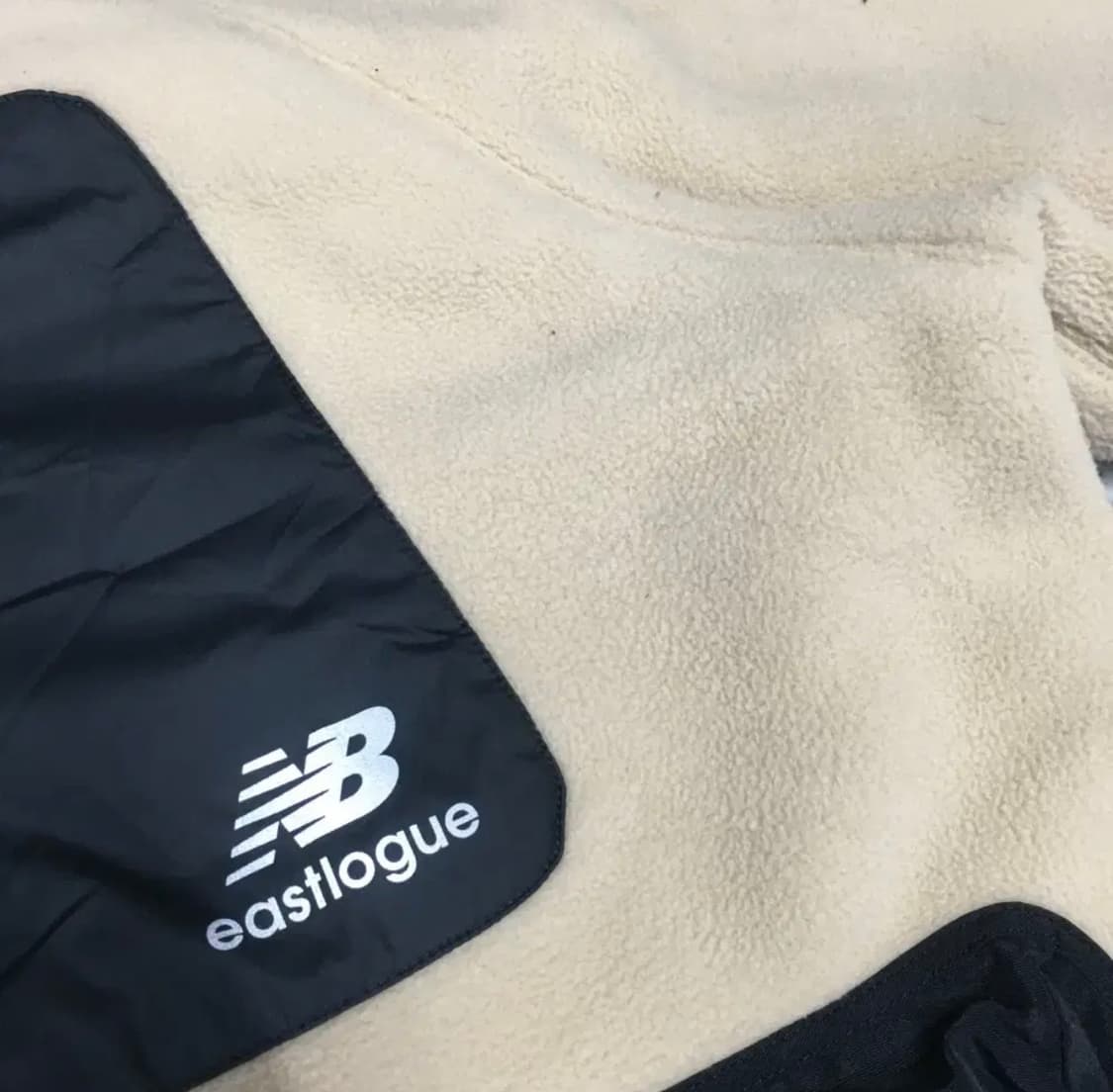 뉴발란스 이스트로그 후리스 자텟 상품이미지2
