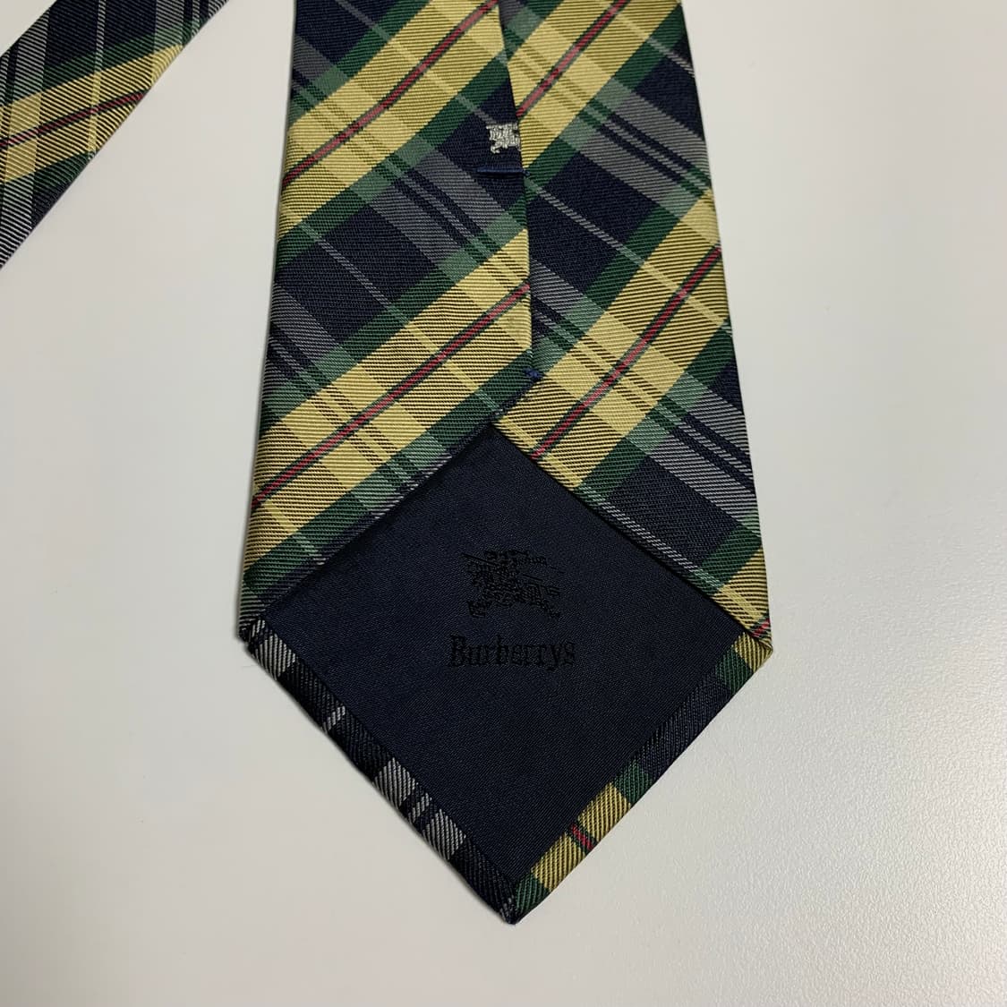 버버리(BURBERRY) 노바체크 명품넥타이 결혼식코디 정장룩 A등급 상품이미지6
