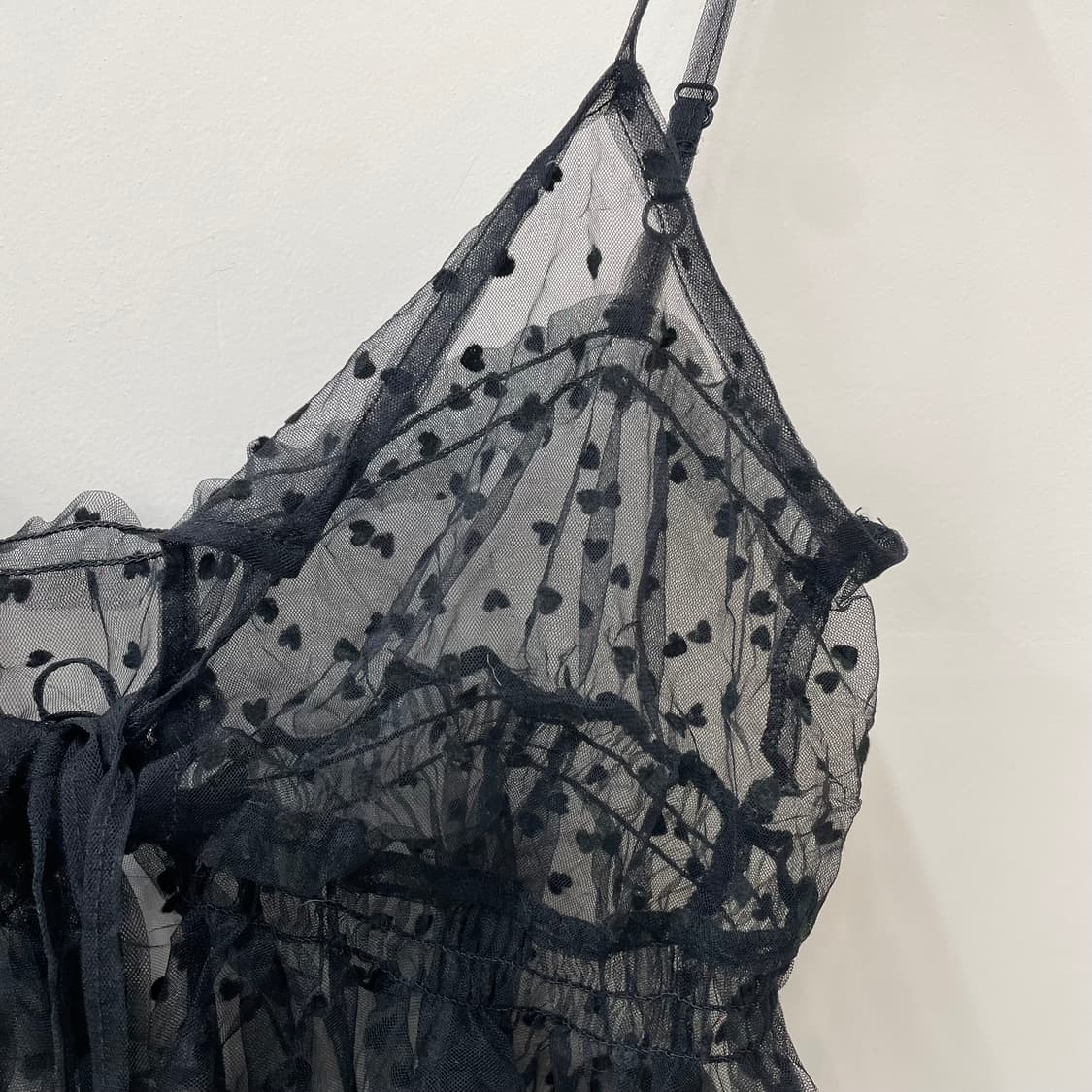 빈티지 하트 패턴 시스루 오픈 아일렛 나시 상품이미지3