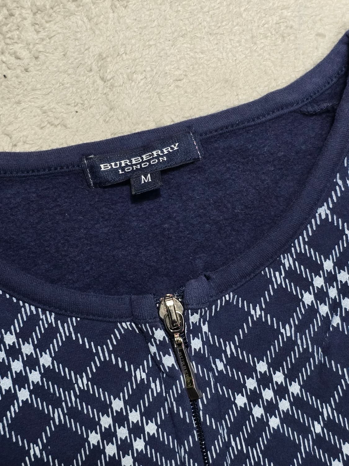버버리 체크 패턴 집업 가디건 네이비 M 상품이미지3