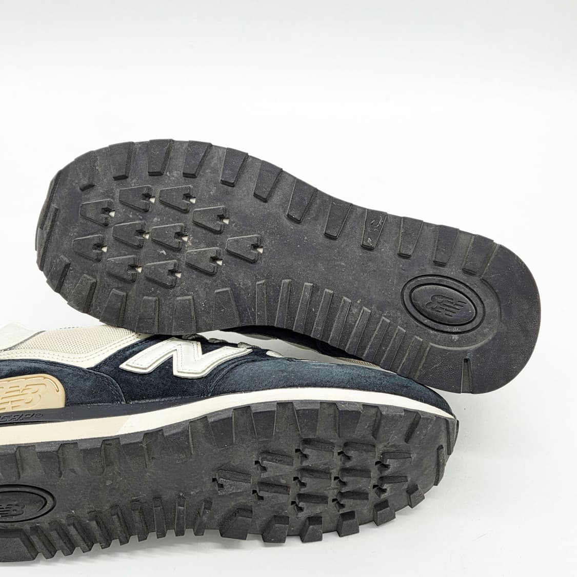 뉴발란스 574 레거시 블랙 앙고라 (260 D)  상품이미지3