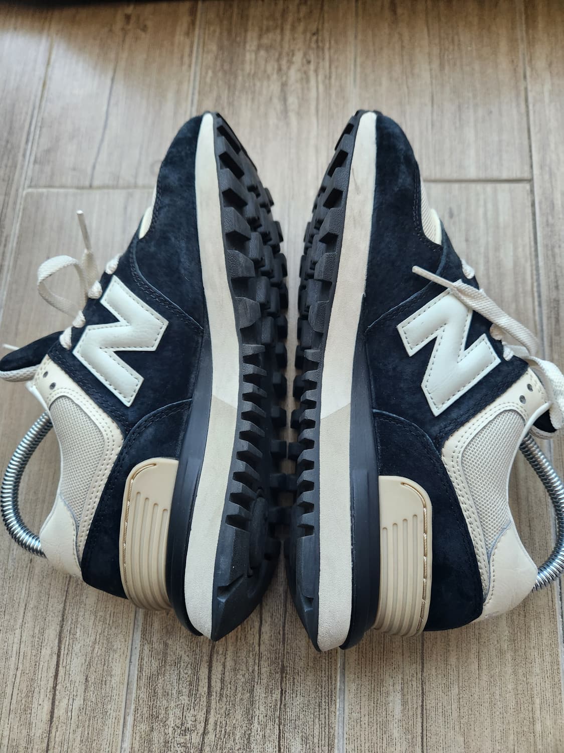 뉴발란스 574 레거시 네이비 블루 (230) 상품이미지4