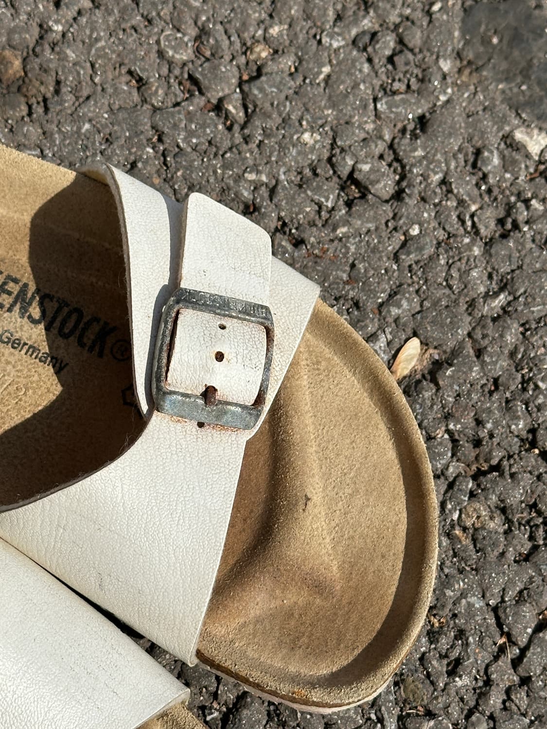 [240] 버켄스탁 마드리드 화이트 샌들 37 상품이미지3