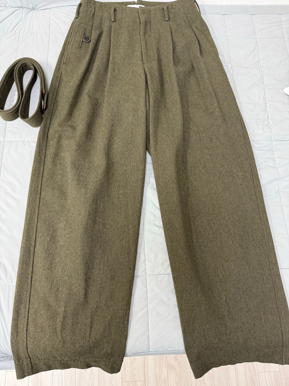 M 렉토 디테일 벨트 카키 팬츠 상품이미지1