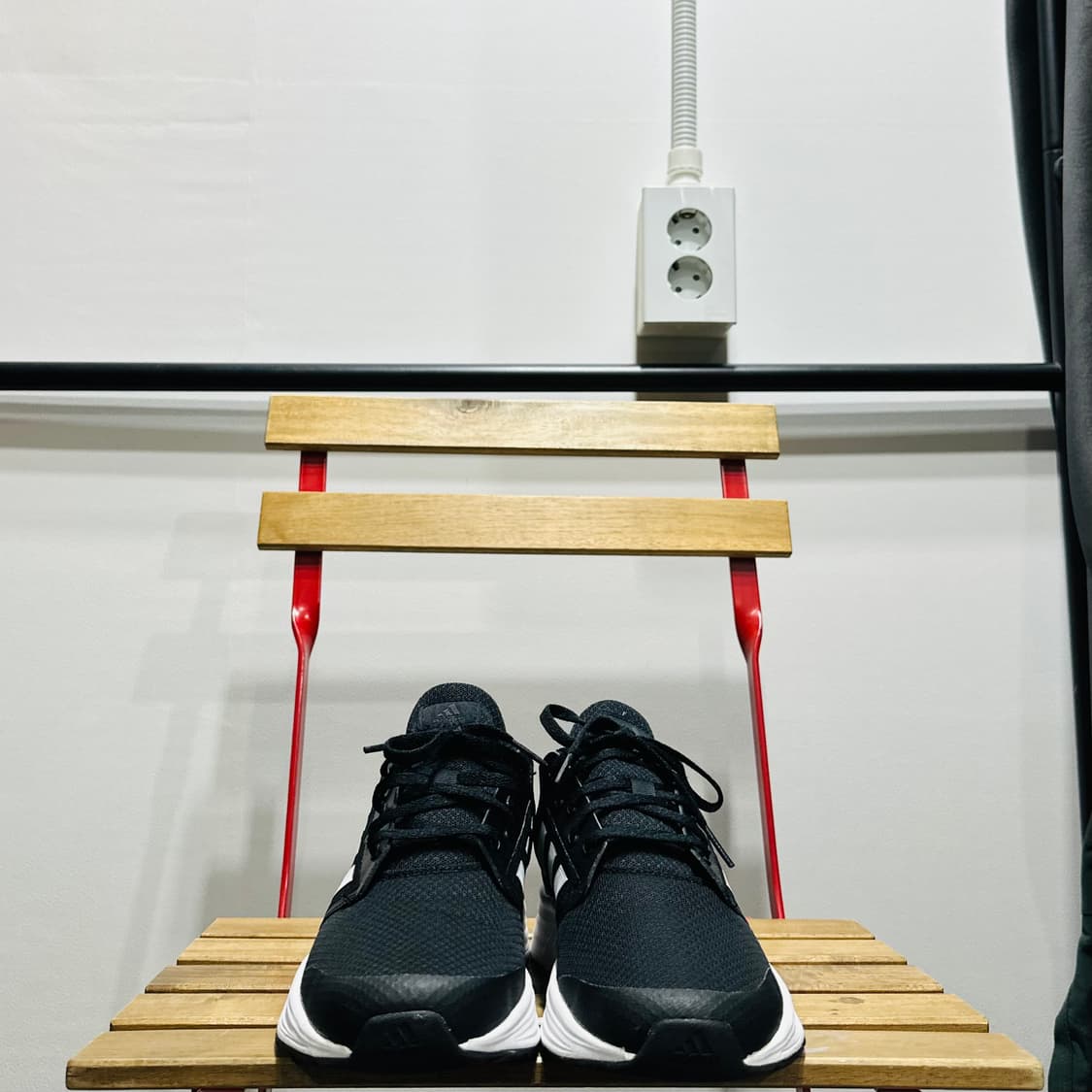 260) 아디다스 운동화 남성 남자 신발 갤럭사5 블랙 화이트 상품이미지2