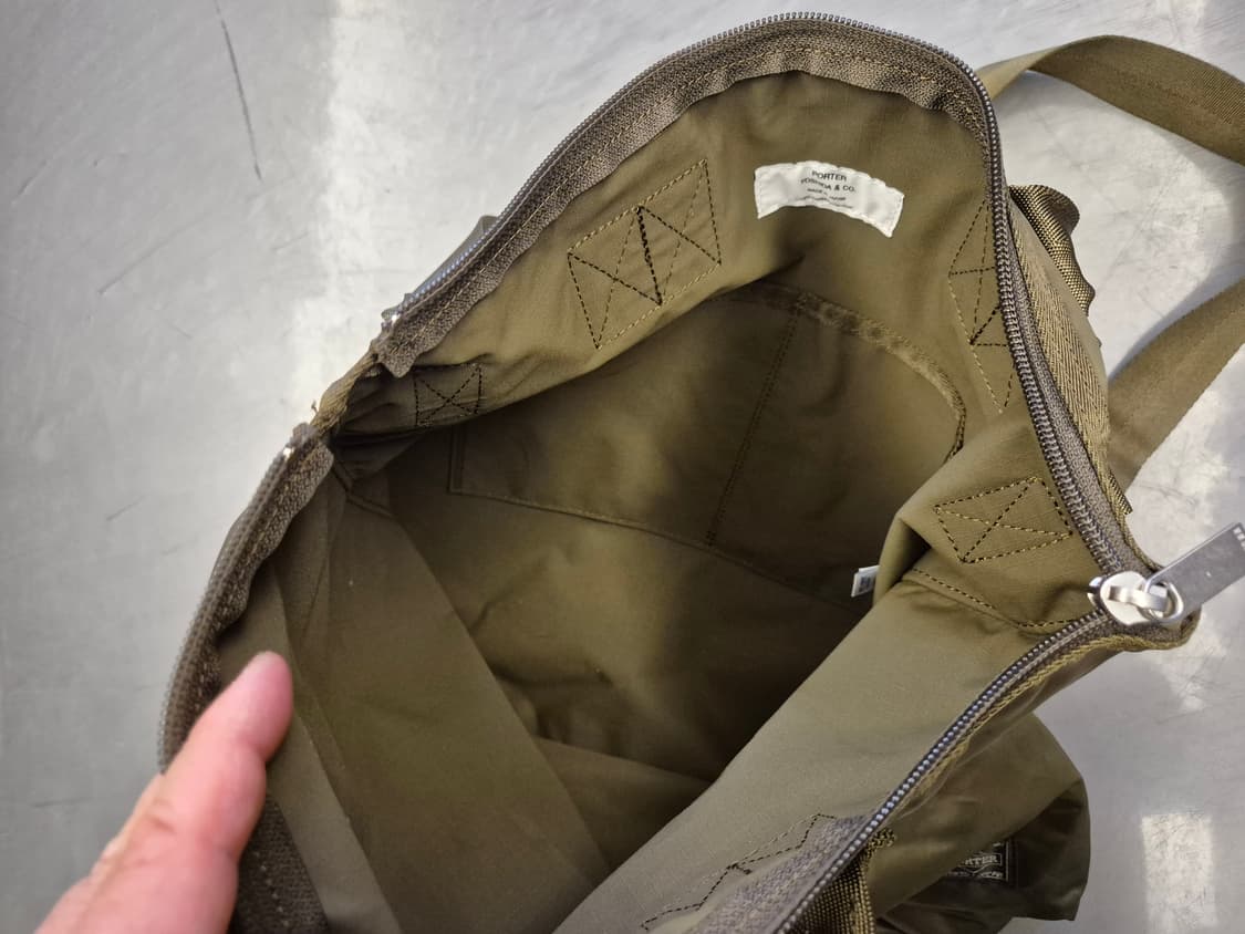 요시다포터 프레임 투웨이 헬멧 백 상품이미지8