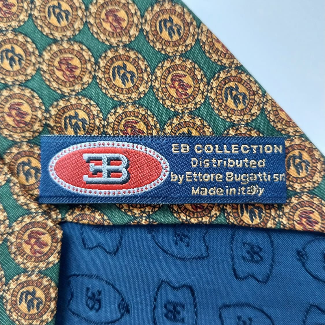 부가티 실크 그린 메달리온 패턴 넥타이 10cm A+등급 K1651
 상품이미지8