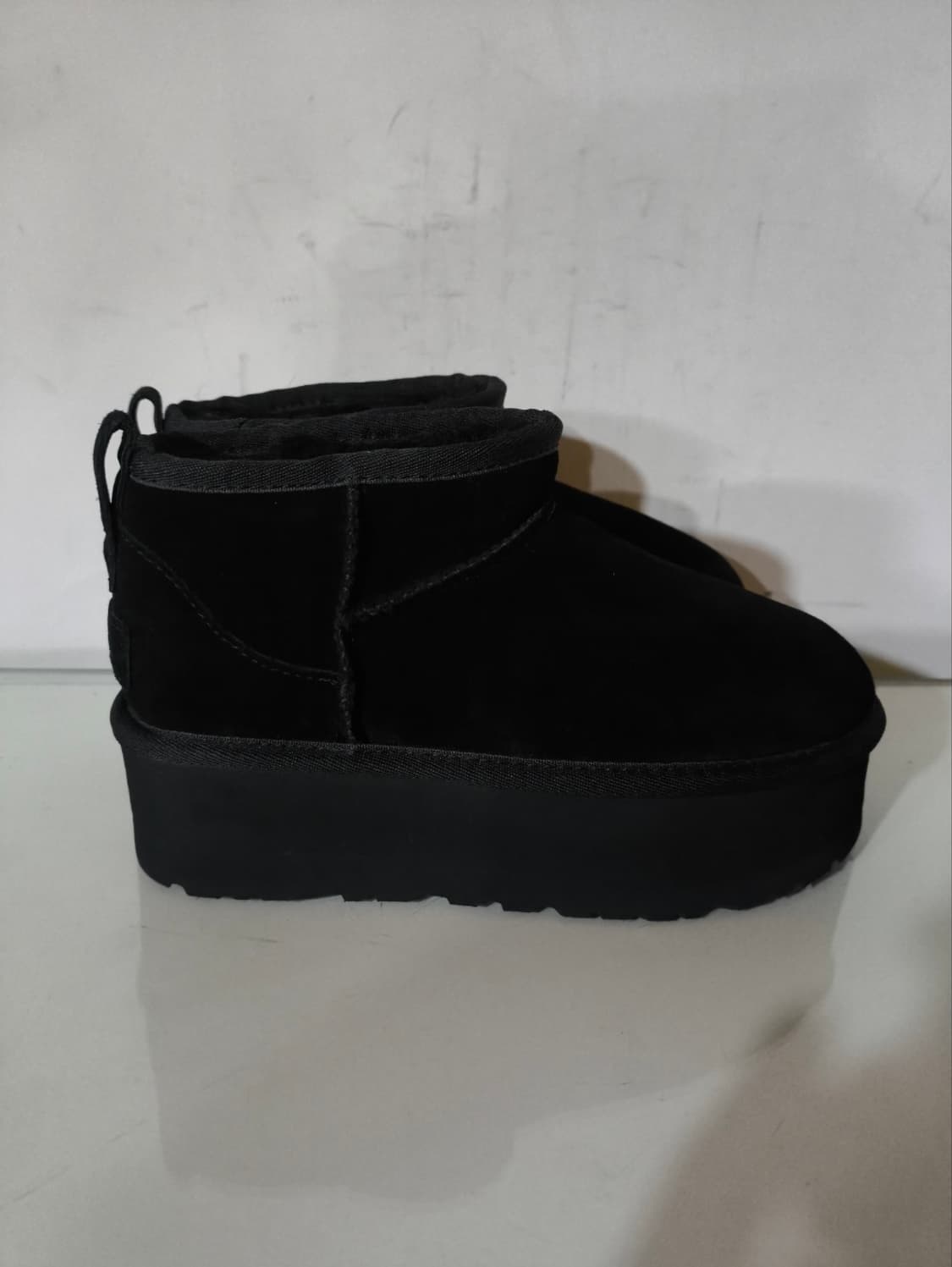 210mm 어그 클래식 울트라미니 플랫폼 부츠 상품이미지2