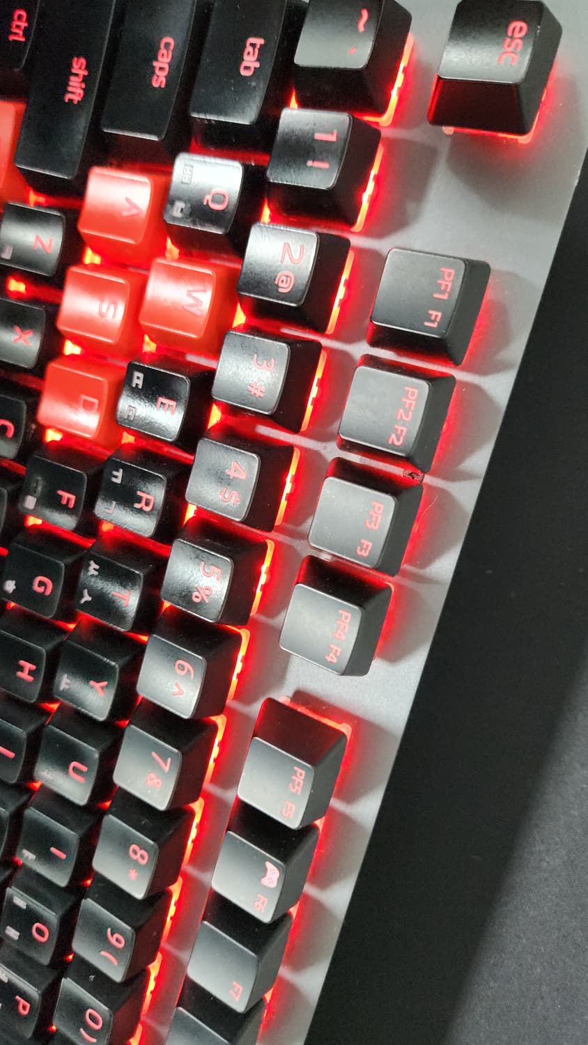 # ADATA XPG 게이밍 키보드 스피드 은축 기계식 키보드 급처 상품이미지9