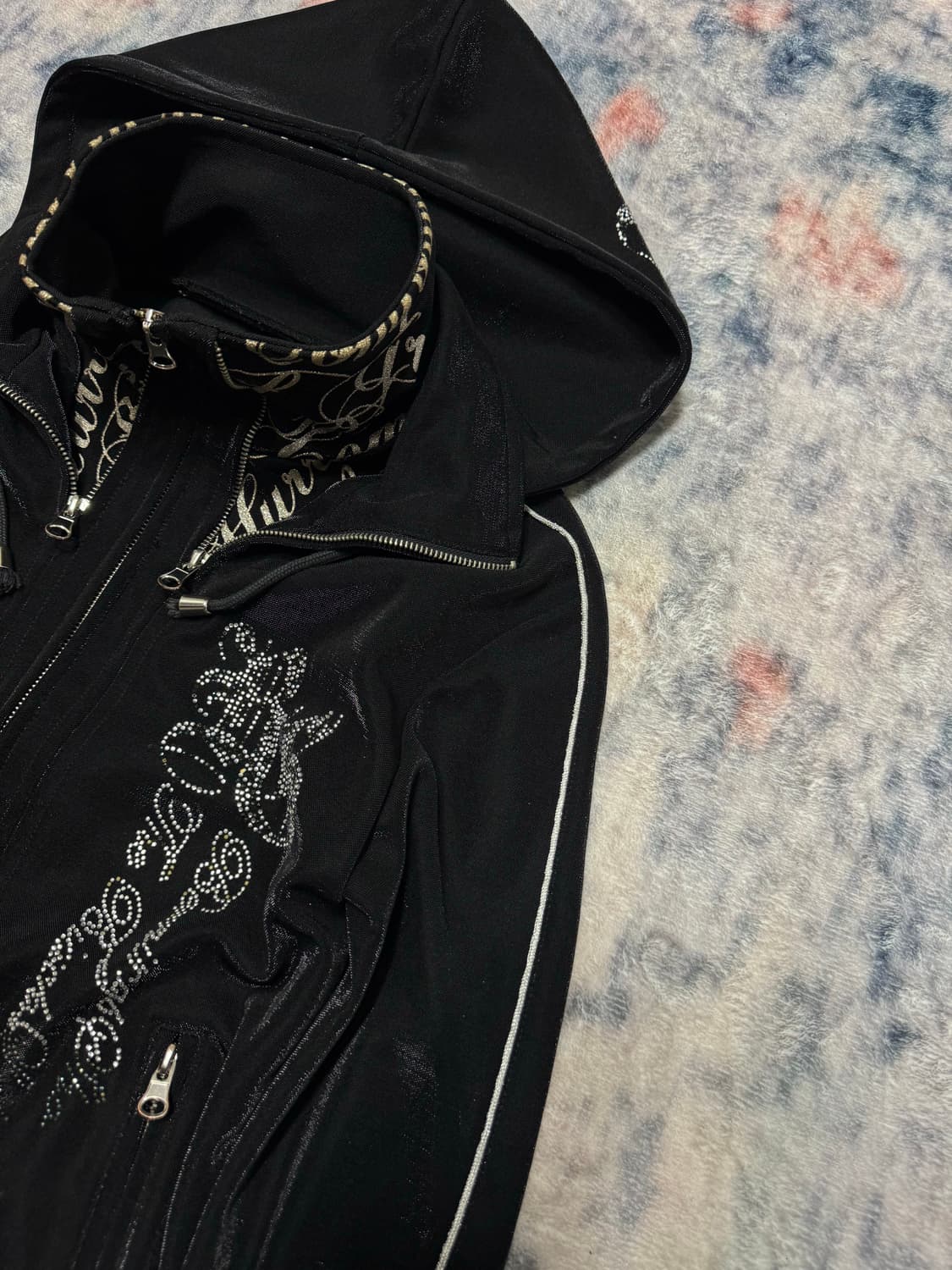 Bernings sho 00s bizz glitter satin hood 상품이미지4