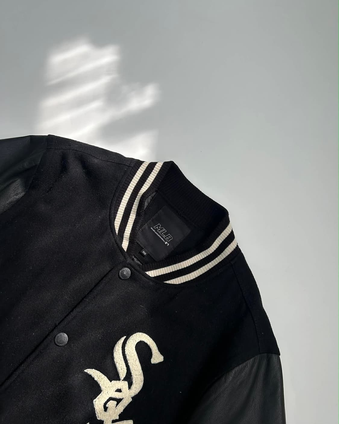 [110] 엠엘비 화이트 삭스 시카고 소가죽 바시티 자켓 상품이미지3