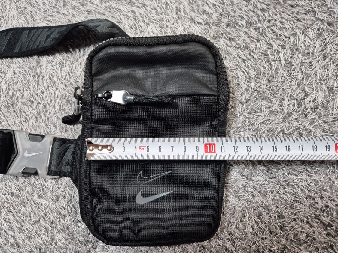 나이키 에센셜 스몰 힙백 슬링백 상품이미지9