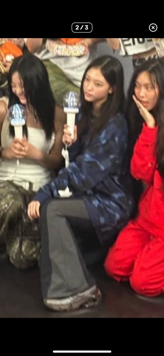 베이프 스타 카모 롱슬리브 레드 (뉴진스 해린 착용) 상품이미지6