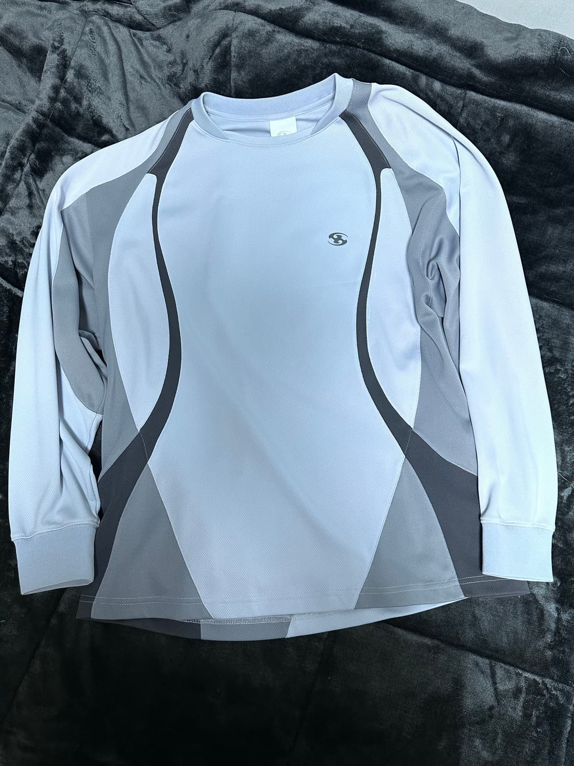 산산기어 슬래시 롱슬리브  상품이미지1