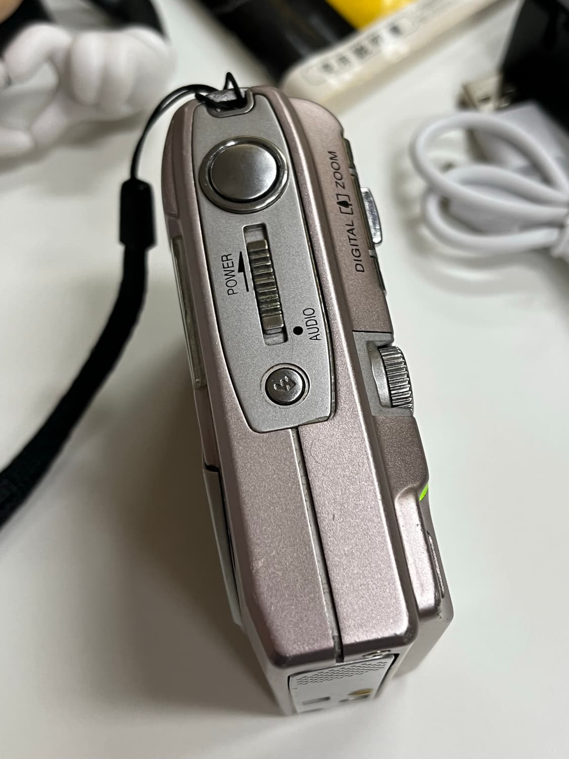 따뜻한 노이즈와 색감 ☀️후지 파인픽스 40i (핑크) 상품이미지9