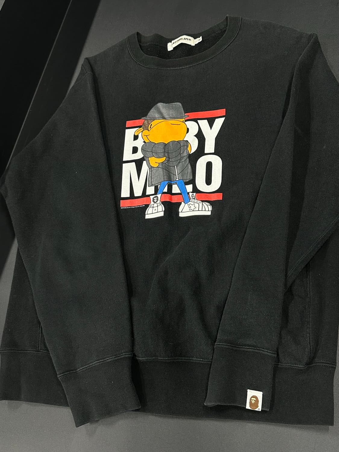 베이프 블랙 베이비 마일로 빅프린팅 맨투맨 상품이미지4