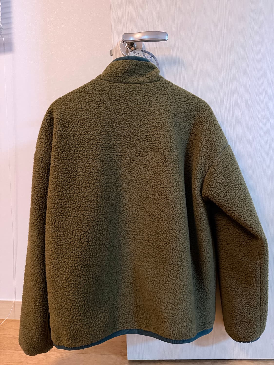 스튜디오톰보이 카키 뽀글이 버튼 후리스 STUDIO TOMBOY 상품이미지4